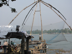 Kinesiskt fiskenät i Kerala