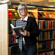  Margareta Ivarsson på bibliotek