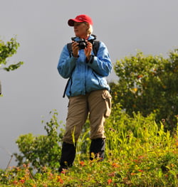 Margareta fotar på Kamtjatka